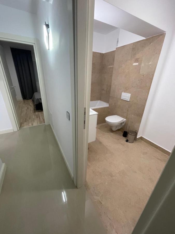 Modern Gray / Designed Daire Yaş Dış mekan fotoğraf
